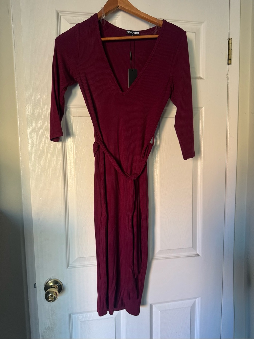 Fashion Nova Ribbed V-Neck Wrap Midi Dress - Burgundy